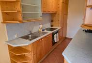 TOPGEFPLEGTE WOHNUNG MIT GROSSER LOGGIA UND GRÜNBLICK