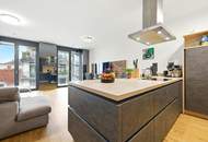 Maisonette mit Dachterrasse, Whirlpool &amp; Panoramablick - Ihr Penthouse-Traum mit Garagenplatz und Massmöbel in Hollabrunn!