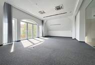Arbeiten mit Charme - Bürofläche im Dachgeschoss einer Villa