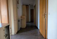 Teilmöblierte Eigentumswohnung in zentraler Lage