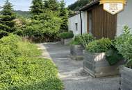Charmantes Wohnhaus mit Garten, Scheune und traumhaftem Blick ins Grüne