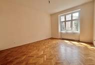 Bezugsfertige Altbauwohnung in schöner Liegenschaft