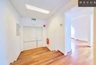 + + + NUSSDORFER PLATZ + + + hochwertiges 5-Raum-Büro + + + gekühlt + + +