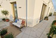 Design-Neubau: 3 Zimmer mit großem Balkon &amp; Komforttechnik