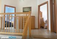 Doppelhaushälfte (Bild linke Seite) mit Garten zu vermieten