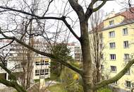 Großzügige sanierte 2-Zimmer-Altbauwohnung mit Potenzial und Ruhelage