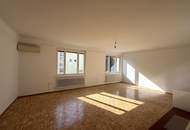 Traumhafte 3-Zimmer-Eigentumswohnung, Erstbezug nach Sanierung // Fantastic 3-room condominium, first occupancy after renovation in //