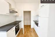 | CHARMANTE 2-ZIMMER WOHNUNG MIT GROSSZÜGIGER SW-TERRASSE | IN WUNDERSCHÖNER ALTBAU-VILLA | HELL & GEMÜTLICH | IDEAL FÜR STUDENTEN, SINGELS ODER PÄRCHEN | NÄHE MED-UNI | TOP LAGE