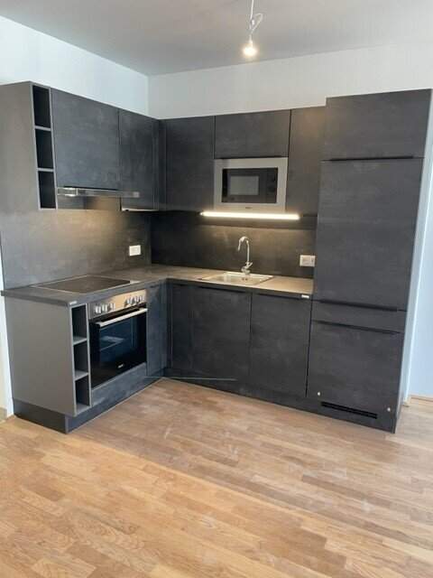 Helle 2-Zimmer-Wohnung mit Balkon in 1220 Wien – Am Langen Felde 52