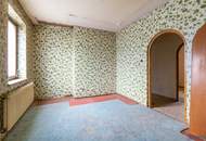 Ca. 404 m² Nutzfläche | Potenzial zum Luxuseinfamilienhaus oder Mehrgenerationenhaus | Büro/Praxis Möglichkeit | Ost/West | Großer Garten &amp; Garage