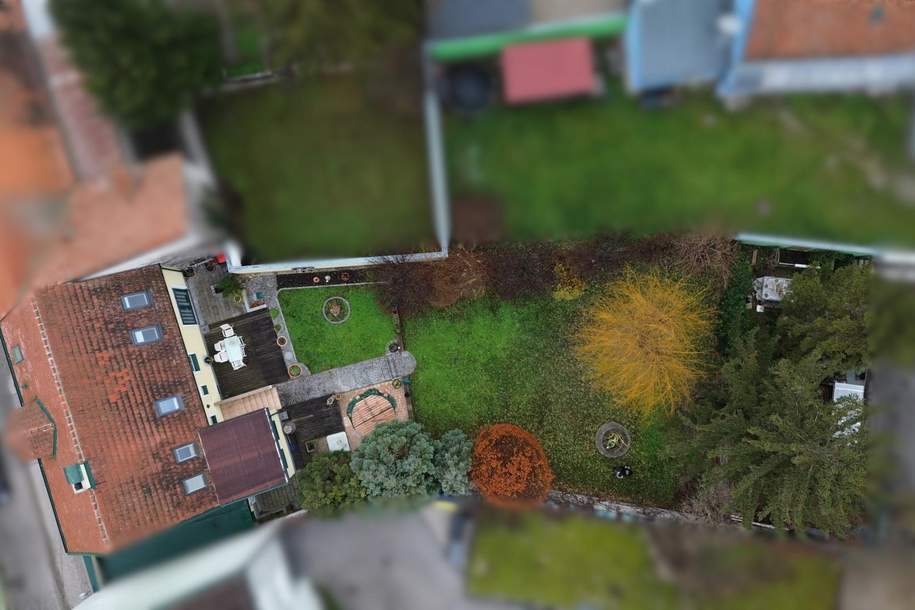 BAUTRÄGER AUFGEPASST ! 90% - Bebaubares Grundstück mit stilvollem Einfamilienhaus im Zentrum von Traiskirchen, Grund und Boden-kauf, 549.500,€, 2514 Baden