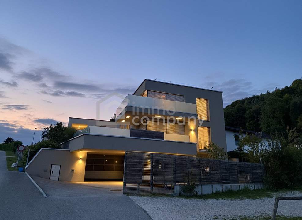 Wohnhaus am Attersee mit 180m²! Jeden Tag ein bisschen Urlaub genießen. Genuss pur.