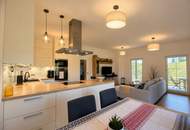 *** Wohnen auf höchstem Niveau: Modernes Energiesparhaus mit Sommergarten in ruhiger Top-Lage nahe Neusiedler See ****