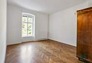 Homeoffice Paradies im historischen Schloss mit Parkblick - Wohnen mit Tennisplatz und 2.000m2 Privatgarten