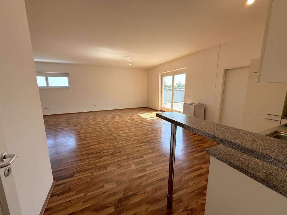 Großzügige 4-Zimmer-Wohnung mit Terrasse in Hartberg !