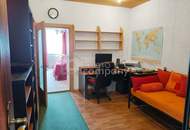 Einfamilienhaus mit Pool, Sauna und Nebengebäude