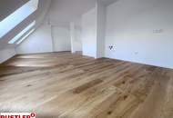 ERSTBEZUG - Sonnige Dachgeschossmaisonette in sanierter Altbauperle an der U1