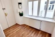 Kompakter Grundriss, Citynähe, U-Bahn ums Eck, Ruhe vor der Tür! Entzückende Kleinwohnung im ruhigen Hoftrakt mit Grünblick! 2 toll aufgeteilte Zimmer + Angenehme Ruhelage in 1030 Wien + Schönes Altbauhaus! Nicht zögern!