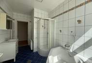 130 m ² große Traumwohnung mit Schlossbergblick