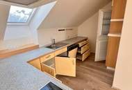 Helle 4-Zimmer-Dachgeschosswohnung mit Terrasse &amp; TG-Platz