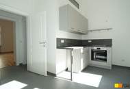 Sanierte 2 Zimmer-Altbauwohnung mit Balkon