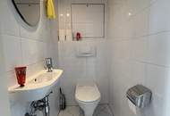 Ruhige 2-Zimmer Wohnung mit Grünblick, Terrasse und 2 Garagenplätzen