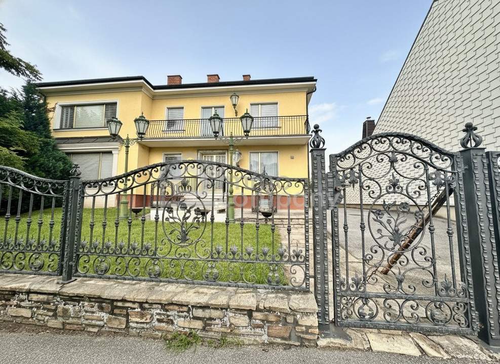 SONDERPREIS ! Ihr Traumhaus wartet auf Sie: Luxus und Eleganz