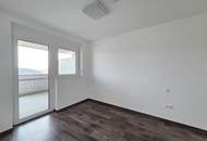 Helle Mietwohnung im 1.OG in absoluter Ruhelage mit Freisicht samt Ostbalkon, Loggia, Carport mit Abstellraum und ein Parkplatz.