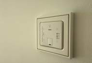 Kleine Perle im ultramodernen Wohnhaus mit Pool am Dach zu mieten // Small gem in an ultra-modern apartm. building with pool on the roof for rent //