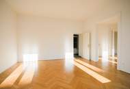 GROSSZÜGIG GESCHNITTENER 2-ZIMMER-ALTBAU IN TOLLER LAGE