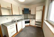 Großzügige 3-Zimmer-Wohnung mit Loggia in Linz ! Ab sofort beziehbar mit der Möglichkeit eine Küche abzulösen!!