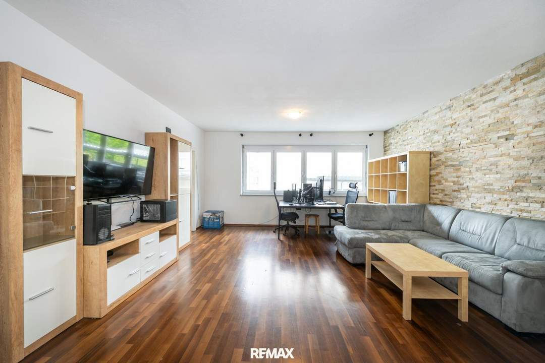 Leistbare Familienwohnung in Graz Jakomini samt eigenem Carport!