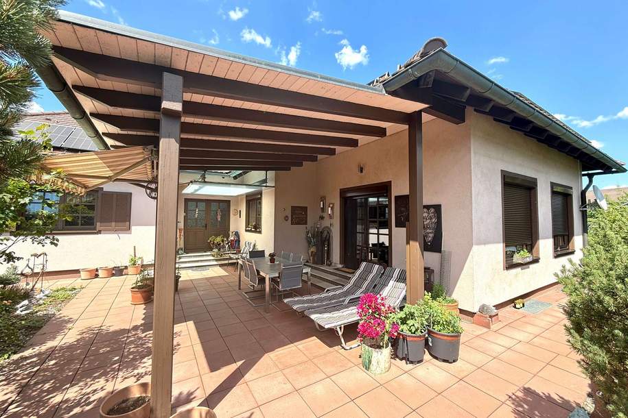 Wohnen wie im Urlaub – großzügiger Bungalow mit eigener Wellnessoase und gepflegtem Garten!, Haus-kauf, 970.000,€, 8605 Bruck-Mürzzuschlag
