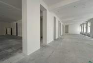 Erstbezug nach Sanierung – Repräsentatives Altbau-Büro nahe Rathaus mit Terrasse