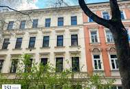 Exquisite Wohnqualität: Frisch sanierter Altbau mit sonnigem Balkon