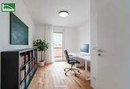 Stadt trifft Natur: Reihenhaus in wundervoller Lage mit vielen Extras!