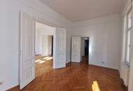 Schöne 4,5 Zimmer Altbau-Villenetage mit Gartennutzung und kleinem KFZ-Stellplatz
