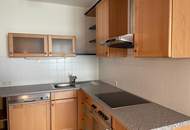 Smart Living in Hietzing: Charmante und helle 2-Zimmer-Wohnung direkt am Lainzer Platz