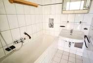 Absolute Grün- und Ruhelage! Gebraucht. Gepflegt. Geliebt! Perfekt aufgeteilte 3-Zimmer + separate Küche / 2 Balkone / Viele Möglichkeiten! Ruhig wohnen, gut leben!