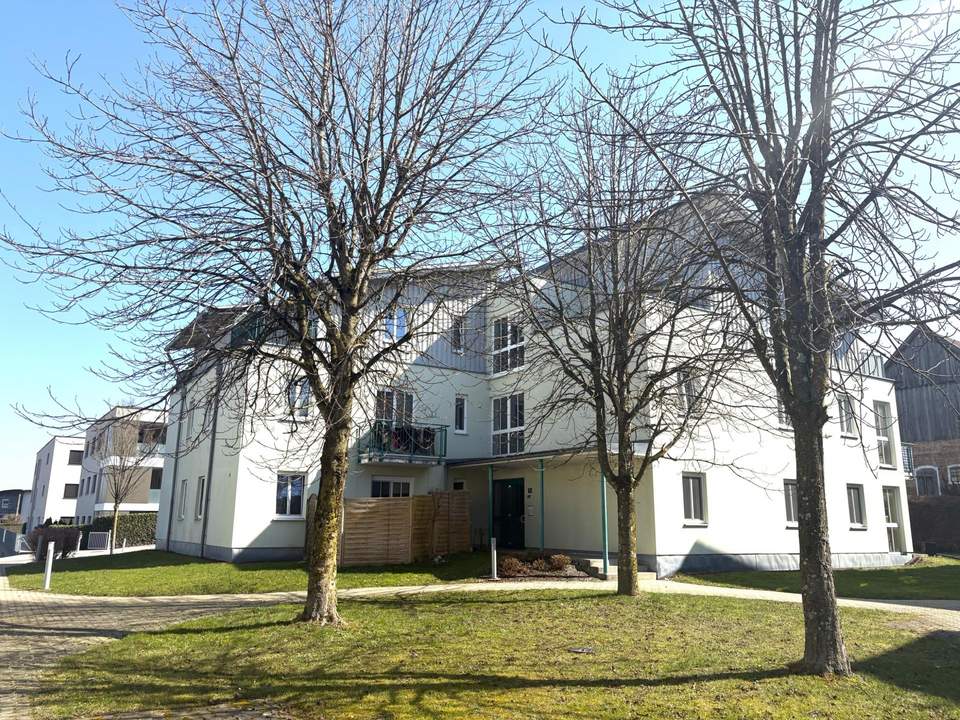 Teilmöblierte ETW mit TG-Stellplatz in Krankenhausnähe