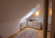 *** Dachgeschoss – Maisonettewohnung mit Garage am Naschmarkt ***
