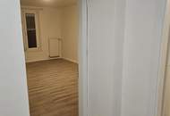 Zimmer Nr. 4 in einer reinen Mädchen - Wohngemeinschaft ist ab sofort verfügbar!