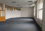 Großzügige Bürofläche mit 604 m² - 9 Büros im 4. Obergeschoss