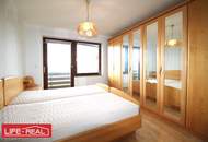 Haus mit Charakter: Fernsicht, Großzügigkeit und 2.000 m² Grundstück mit Erweiterungspotenzial