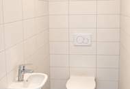 Helle 2 Zimmer Wohnung mit Küche und großem Balkon in der Urfahraner Leonfeldner Straße