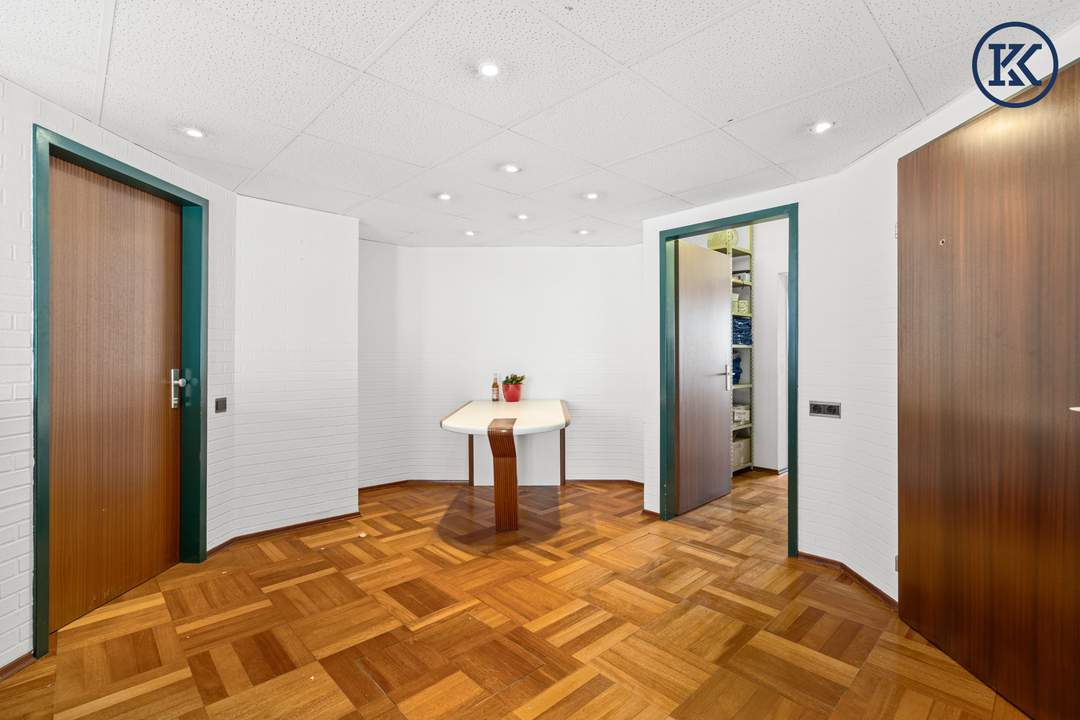 Modernes Büro mit 2 Balkonen &amp; Top-Aufteilung im Herzen Meidlings