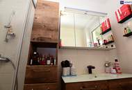Willkommen in Ihrem neuen Zuhause! Stilvolle 3-Zimmer-Wohnung mit sonniger Südwest-Dachterrasse und hochwertiger Nolte-Küche – genießen Sie Wohnen auf hohem Niveau!