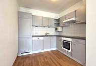 Großzügige DG-Wohnung mit großem, sonnigen Innenhof-Balkon