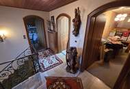 Großzügiges Einfamilienhaus mit Villencharakter in zentraler Wohnlage-Renovierungsbedürftig- aber mit Topsubstanz!