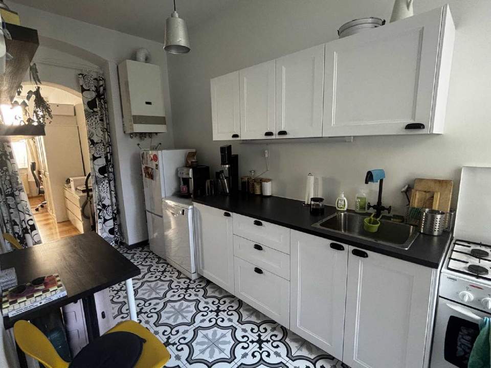 Entzückende Altbauwohnung mit Innenhofgarten nahe Schubertpark
